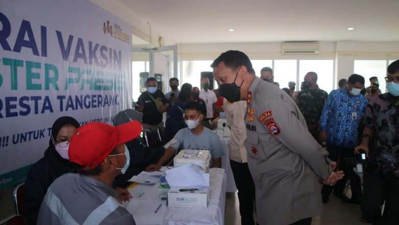 Kapolda Banten Tinjau Pelaksanaan Vaksinasi Covid-19 Serentak di Kabupaten Tangerang