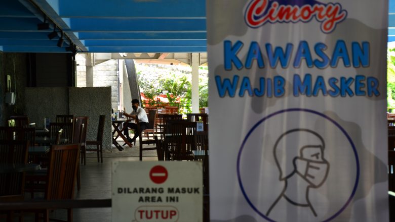 Nikmati Resto dan Kebun Binatang Mini di Cimory