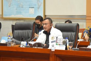 Wakil ketua komisi I DPR RI dari Fraksi Partai Demokrat, Anton Sukartono Suratto