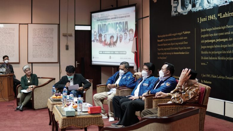 IEF: Bayar Pajak Bentuk Pahlawan Masa Kini