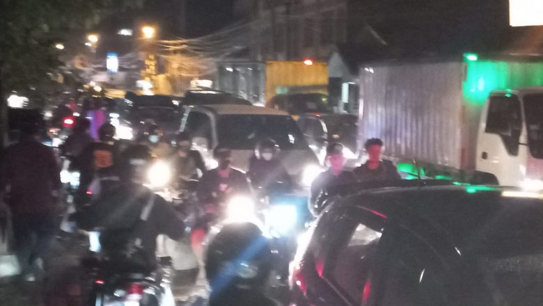 Macet Di Citeureup tidak ada solusi, Pengguna jalan Buka suara