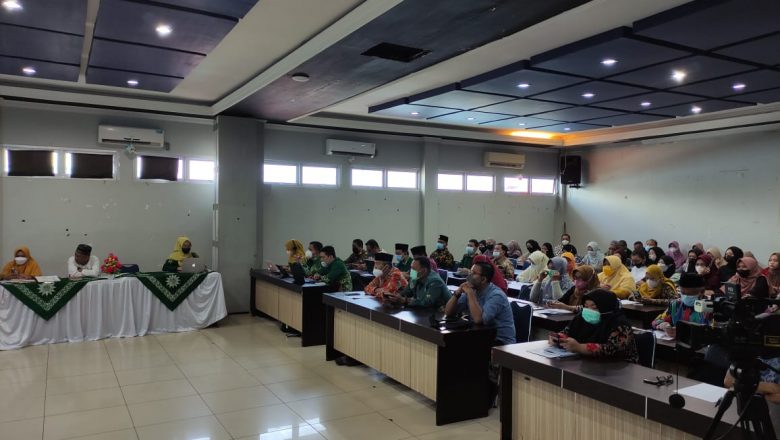 Ratusan Masyarakat Pontianak Ikut Seminar Paparan Perubahan Iklim dan Kesalahan Ekologi