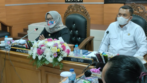 Ketua DPRD Kabupaten Bogor Rudy Susmanto bersama Ade Yasin dalam kegiatan Focus Group Discussion