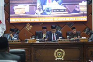 Dewan Perwakilan Rakyat Daerah (DPRD) Kabupaten Bogor Bersama dengan Pemerintah Kabupaten (Pemkab) Bogor, Provinsi Jawa Barat, menggelar rapat paripurna dengan pembahasan temuan BPK RI tentang laporan keuangan