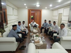 Anggota DPRD Andi Permana Bersama Organisasi IMMAN di sela Rapat Kerja dan Musyawarah DPD IMMAN, di Ruang Rapat Paripurna, Gedung DPRD Kabupaten Bogor