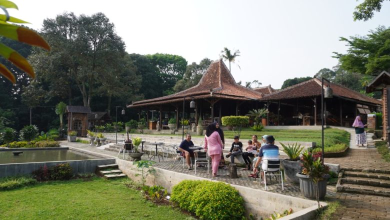 Kampung Halaman Villas and Resto, Sajikan Suasana Menginap di Perdesaan Bernuansa Jawa-Bali