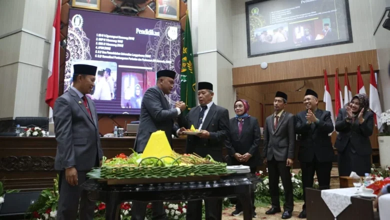 Ketua DPRD Beri Selamat Burhanudin Sekretaris Daerah Mengakhiri Masa ASN