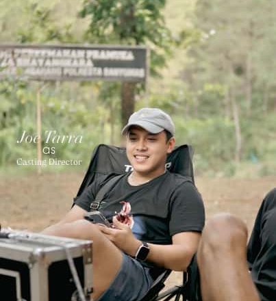 Joe Tarra: Dari Tukang Galon dan Penonton Bayaran, Kini Jadi Casting Director Sukses yang Kawal Debut ‘Pocong Merah’